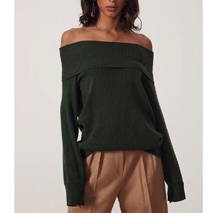 Revolve Song of Style Miso Sweater in Green
